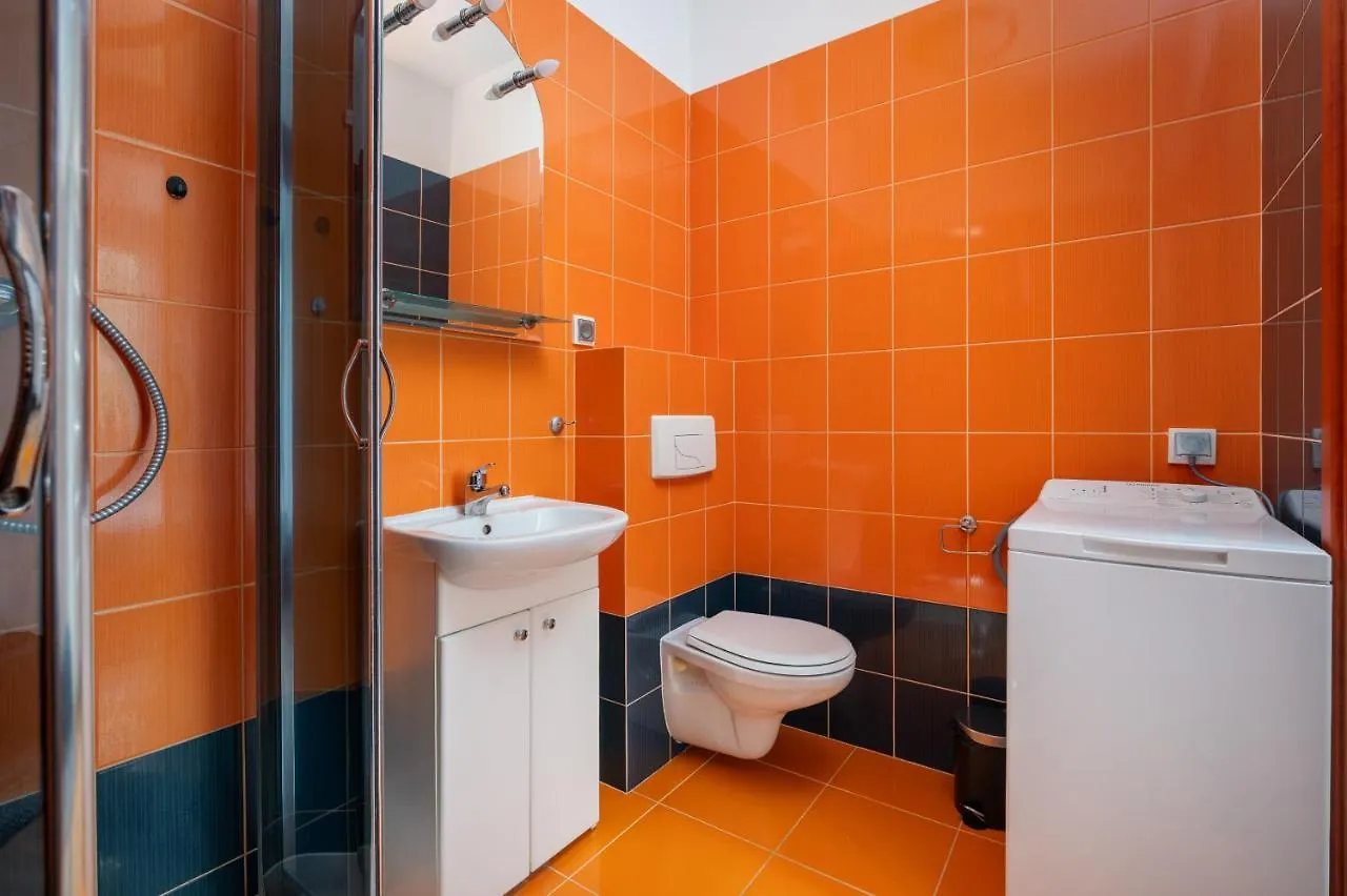 Obrzezna Standard Apartment وارسو بولندا